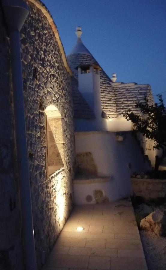 Trullo Amenil Con Piscina Villa San Michele Salentino Exterior photo
