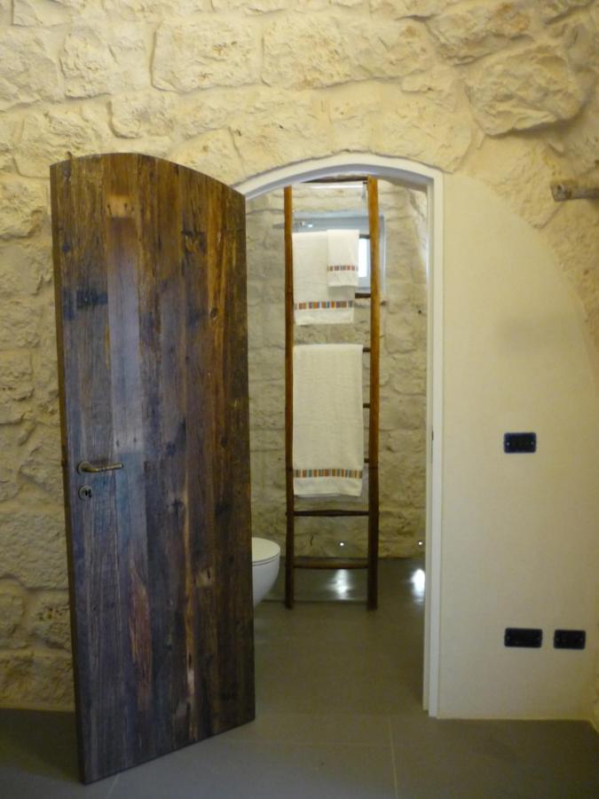 Trullo Amenil Con Piscina Villa San Michele Salentino Exterior photo