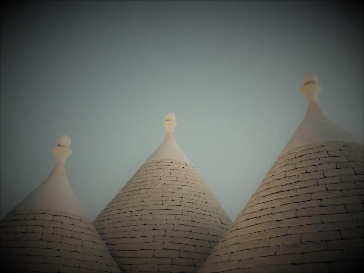 Trullo Amenil Con Piscina Villa San Michele Salentino Exterior photo